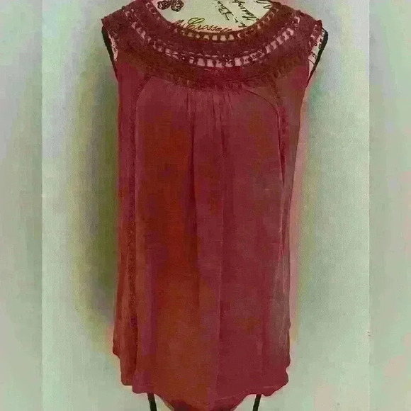 Cable and Gauge XL Blouse - Picture 2 of 7